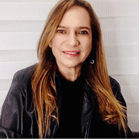 Claudia Arenas