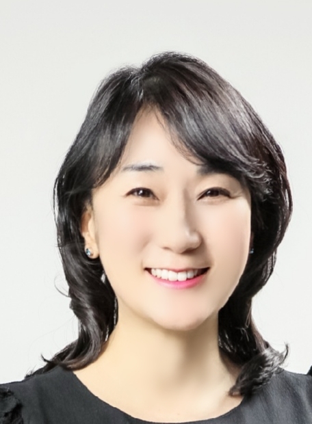 Portrait of Yoon Na