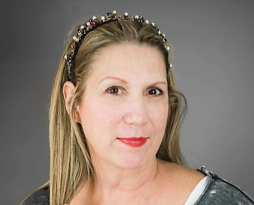 Portrait of Cindy Giles