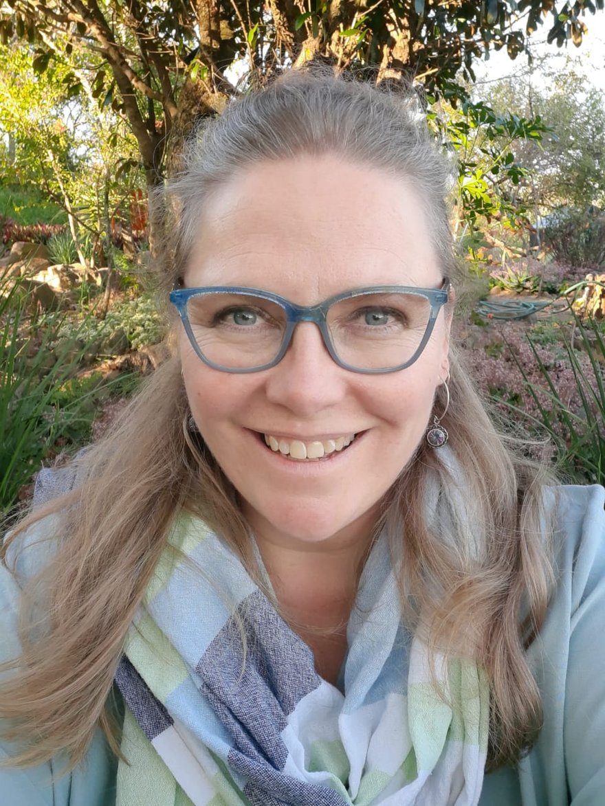 Portrait of Leani Toit