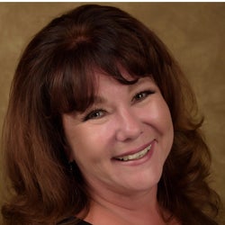 Portrait of Cheryl Thibault